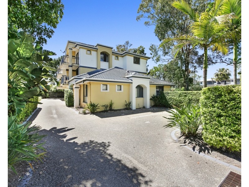 3/129 Muir Street, Labrador QLD 4215