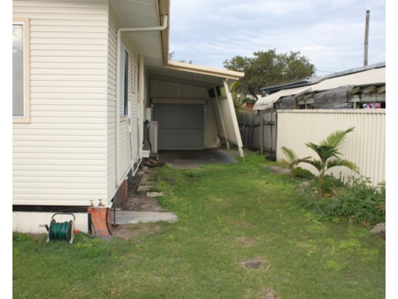 4 Matina Street, Biggera Waters QLD 4216