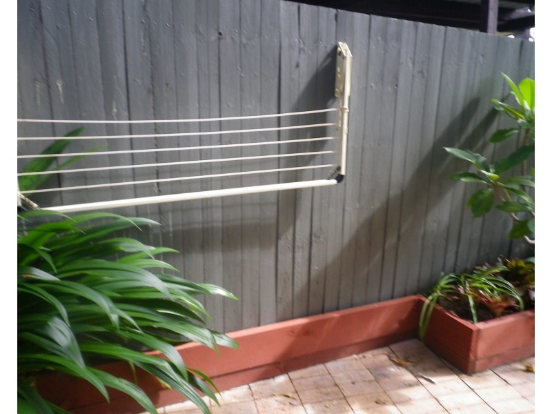 a/22 Warana Avenue, Southport QLD 4215