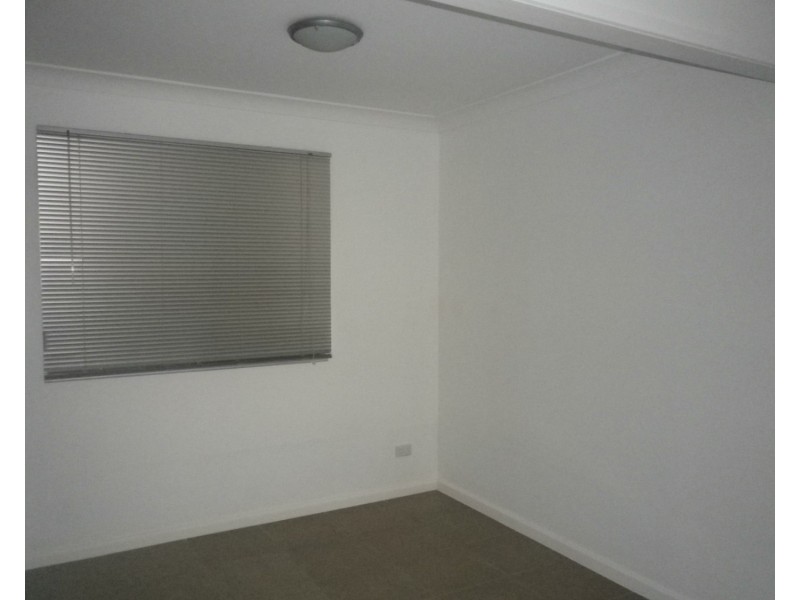 a/22 Warana Avenue, Southport QLD 4215