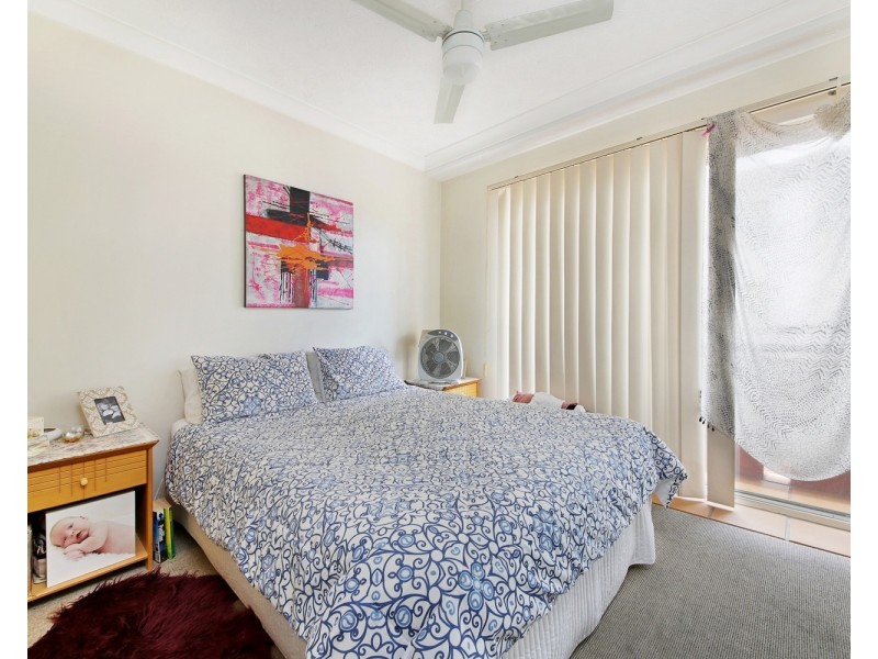 19/10 Purli Street, Chevron Island QLD 4217