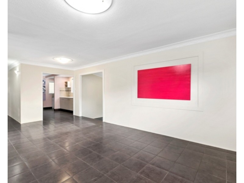 14 Elaine Street, Southport QLD 4215