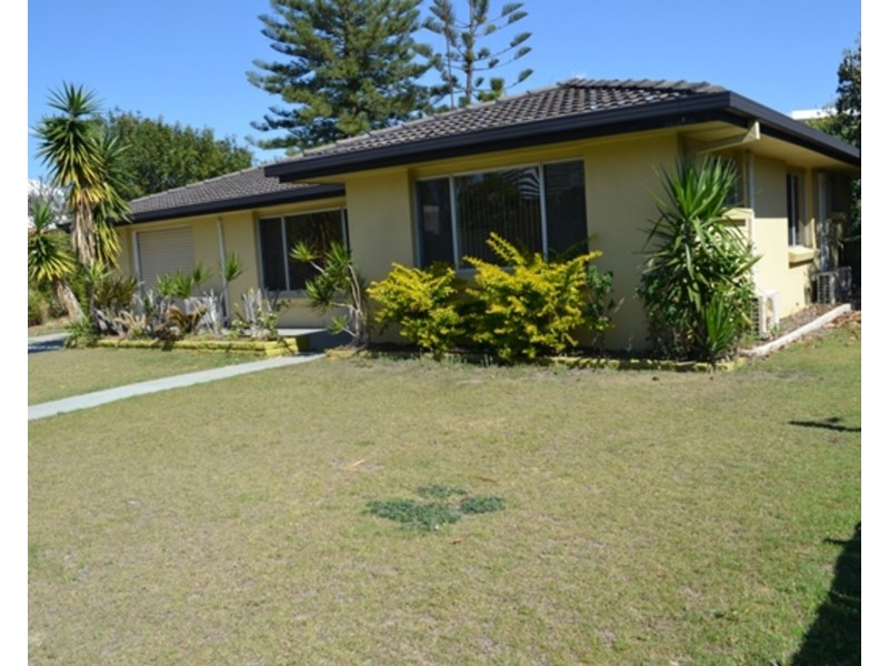 13 Chant Street, Broadbeach Waters QLD 4218