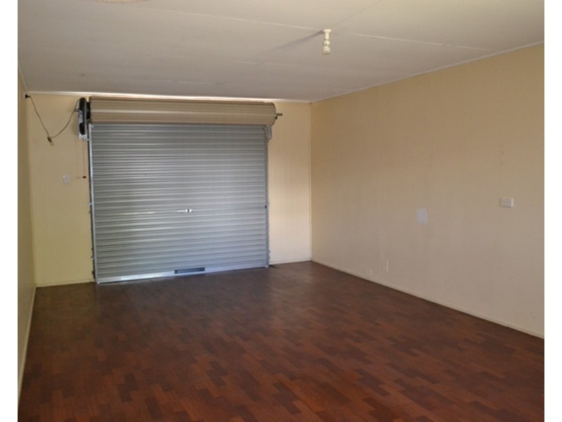 13 Chant Street, Broadbeach Waters QLD 4218