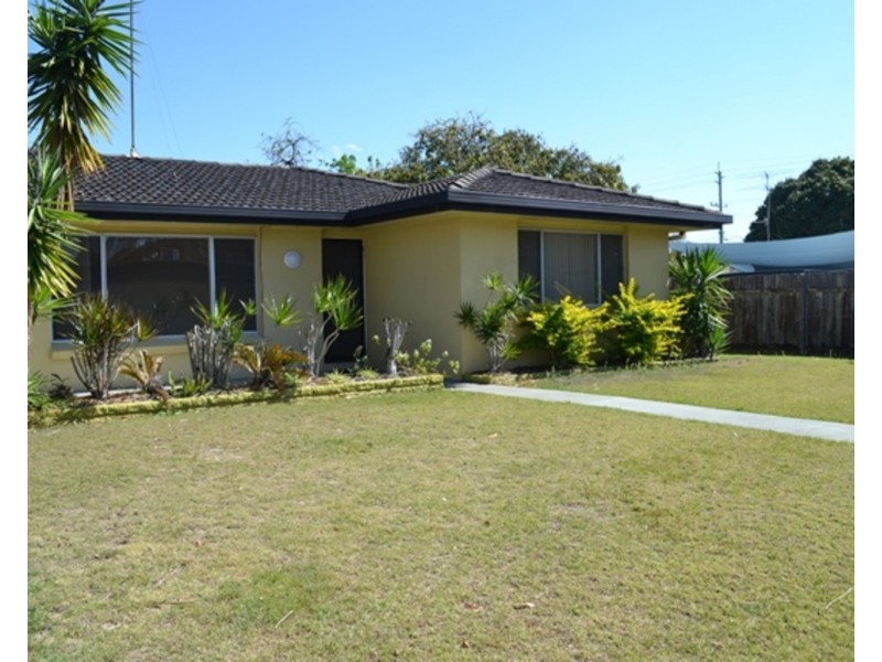 13 Chant Street, Broadbeach Waters QLD 4218