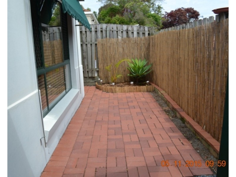 16 Harrow Place, Arundel QLD 4214