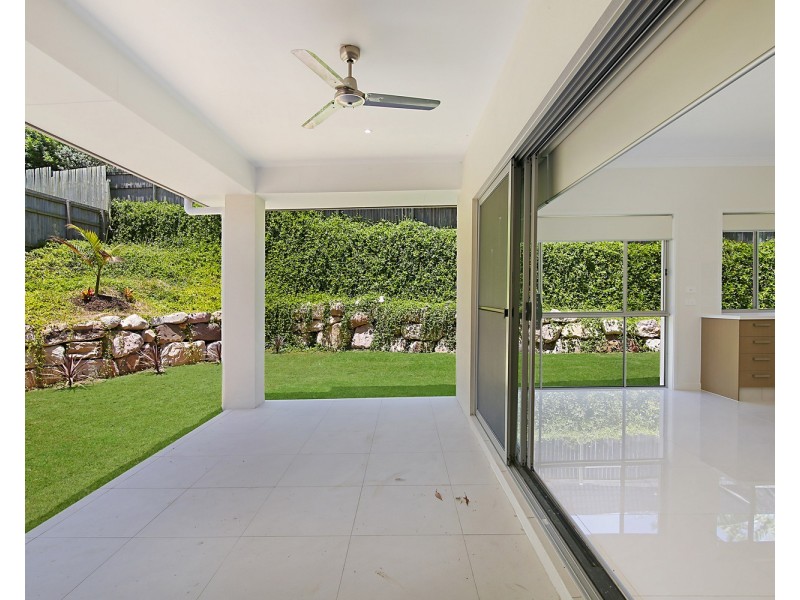 2/51 Macquarie Avenue, Molendinar QLD 4214