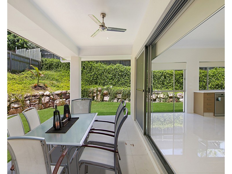 2/51 Macquarie Avenue, Molendinar QLD 4214