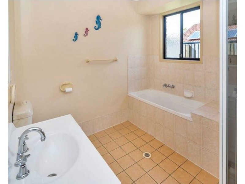 16 Ascendancy Way, Upper Coomera QLD 4209
