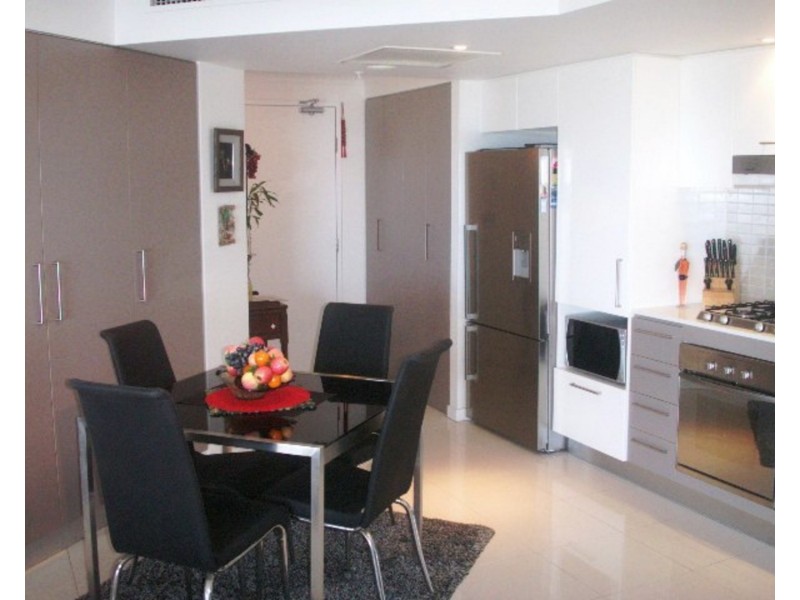 1275/56 Scarborough Street, Southport QLD 4215