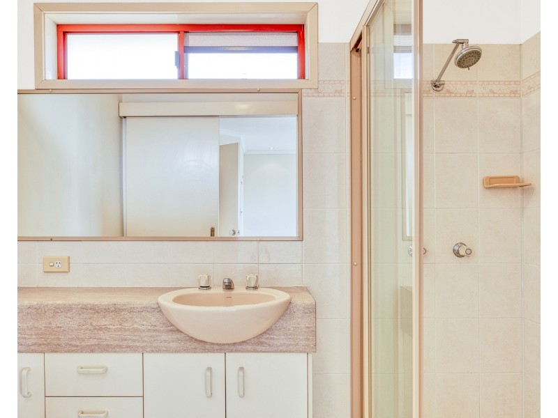 1/30 Blake Street, Southport QLD 4215