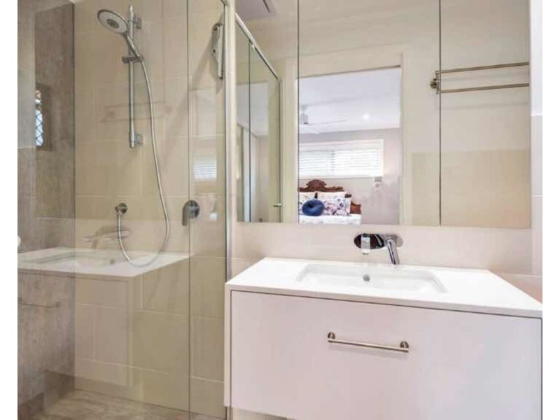 7/4 Madsen Place, Southport QLD 4215