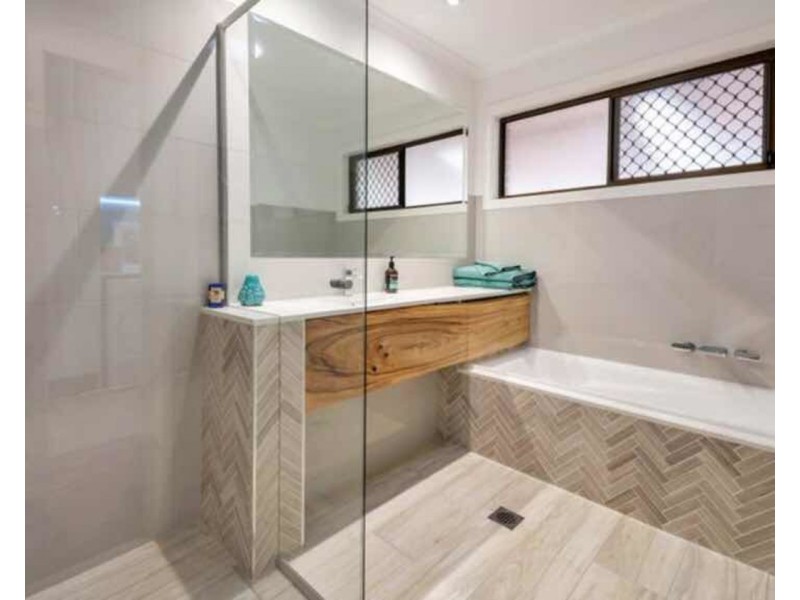 7/4 Madsen Place, Southport QLD 4215