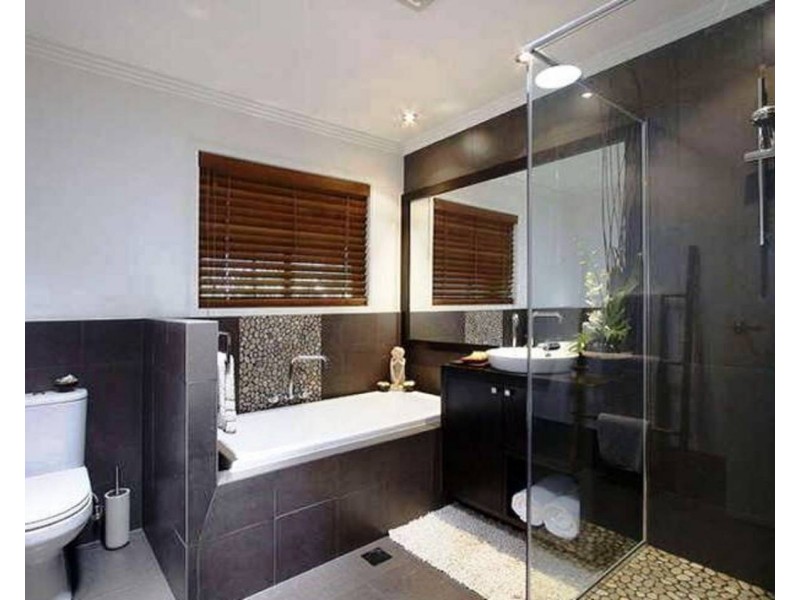 66 Salerno Street, Isle Of Capri QLD 4217