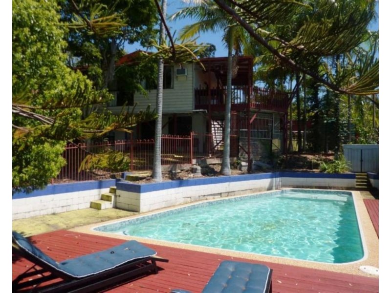 13 Jilpangi Crescent, Ashmore QLD 4214