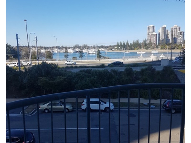 315/2 Barney Street, Southport QLD 4215