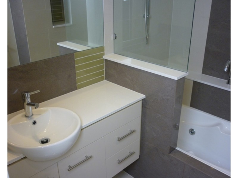 10/20 Lawson Street, Southport QLD 4215