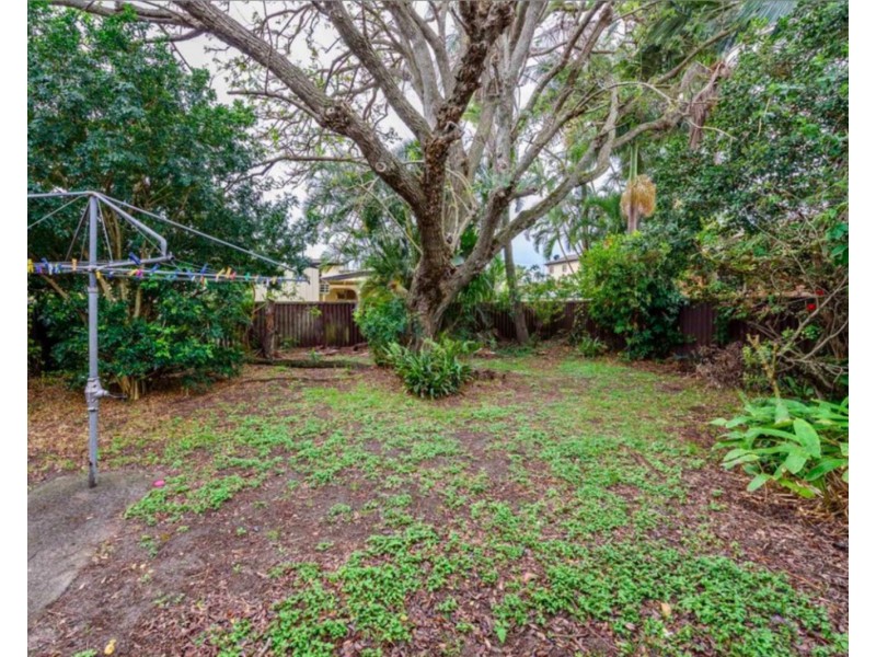 15 Cawthray Street, Biggera Waters QLD 4216