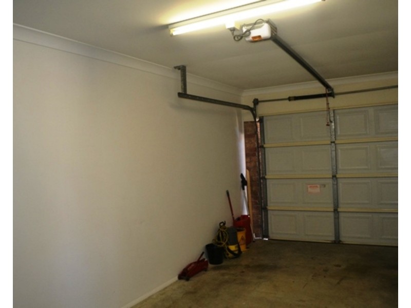 1/5 Tanias Place, Labrador QLD 4215