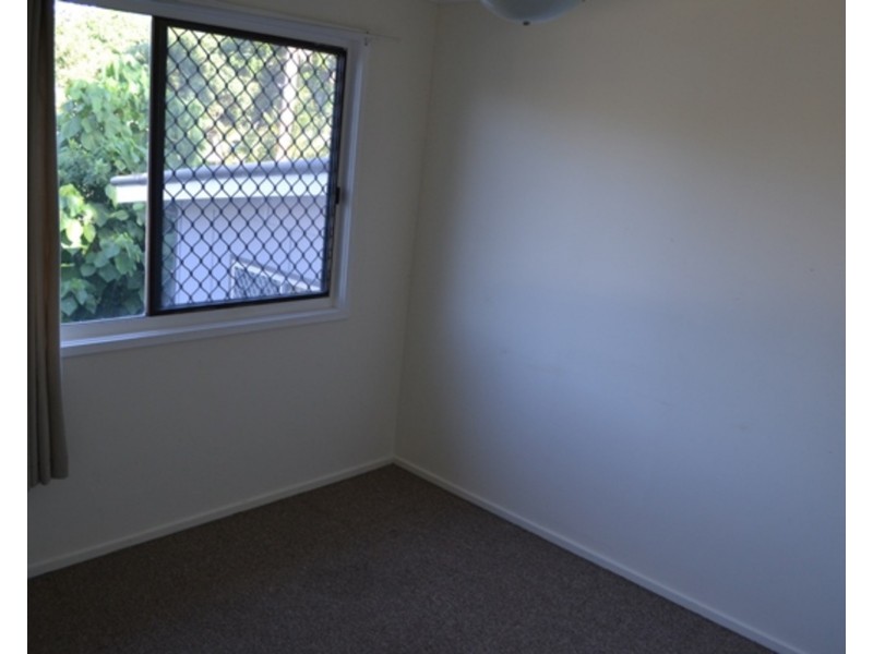 2/2 Ellen Street, Southport QLD 4215