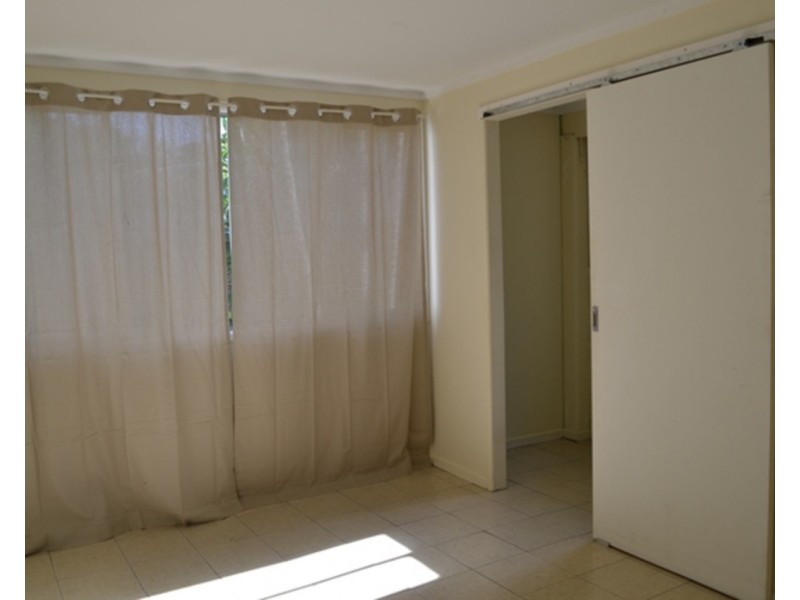 2/2 Ellen Street, Southport QLD 4215