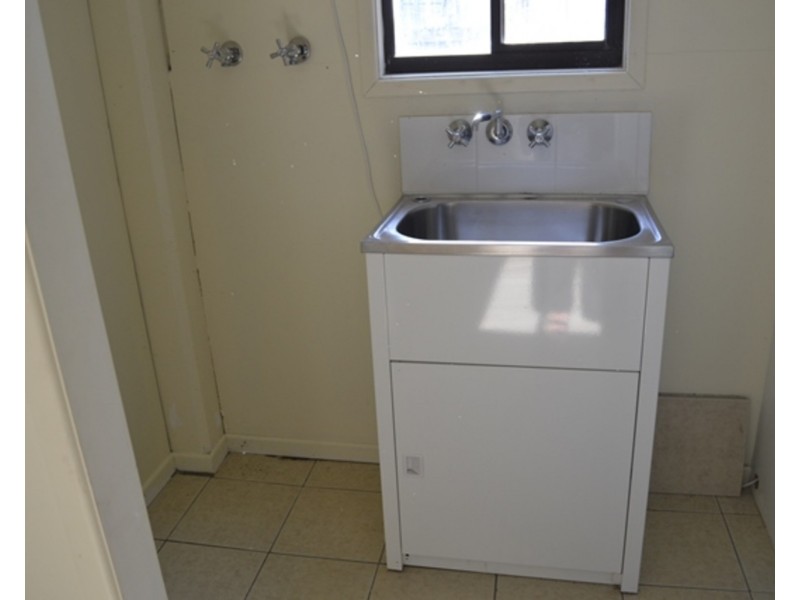 2/2 Ellen Street, Southport QLD 4215