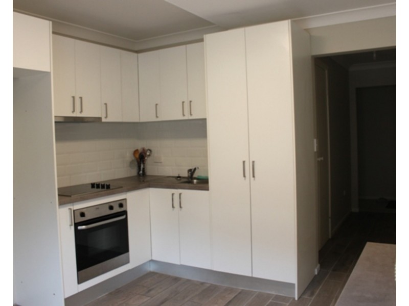 3/36 Chester Terrace, Southport QLD 4215