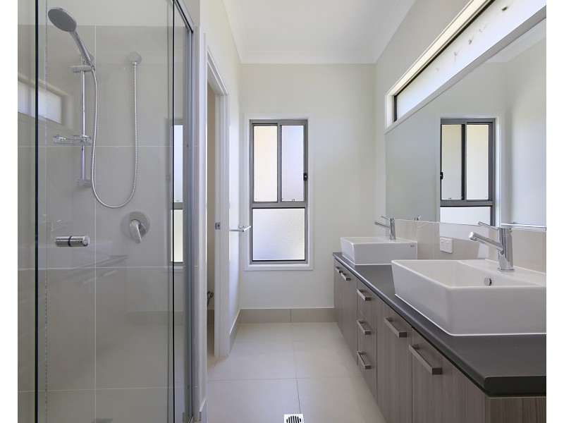 1/51 Macquarie Avenue, Molendinar QLD 4214