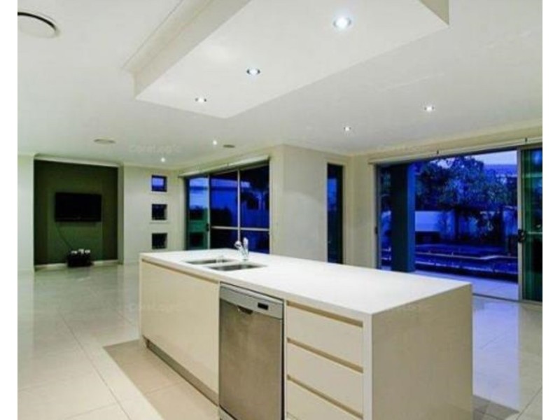 12 Kapala Street, Southport QLD 4215