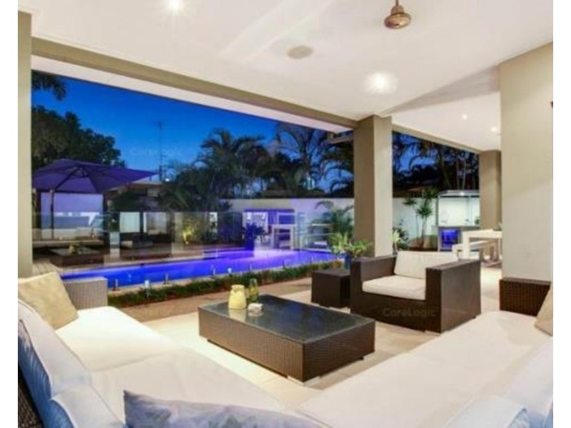 12 Kapala Street, Southport QLD 4215