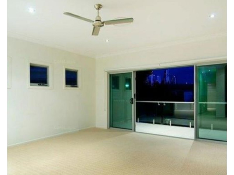 12 Kapala Street, Southport QLD 4215