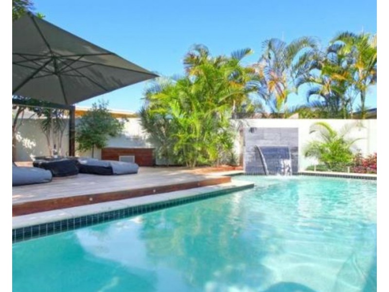 12 Kapala Street, Southport QLD 4215