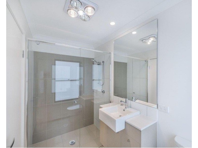 3 Mayfair Lane, Hope Island QLD 4212
