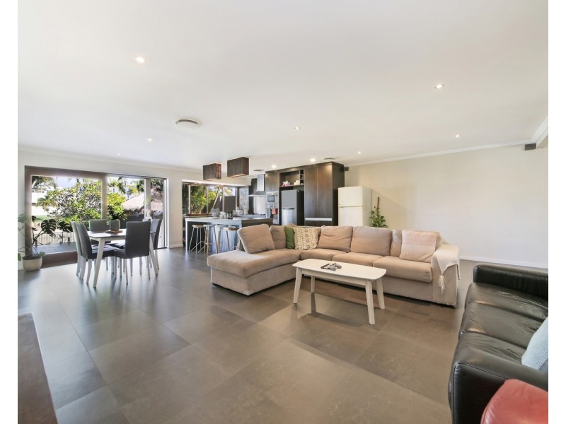 66 Salerno Street, Surfers Paradise QLD 4217