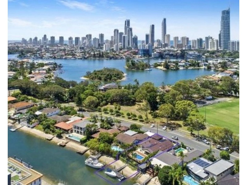 12 Gibraltar Drive, Isle Of Capri QLD 4217