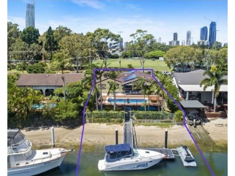 12 Gibraltar Drive, Isle Of Capri QLD 4217