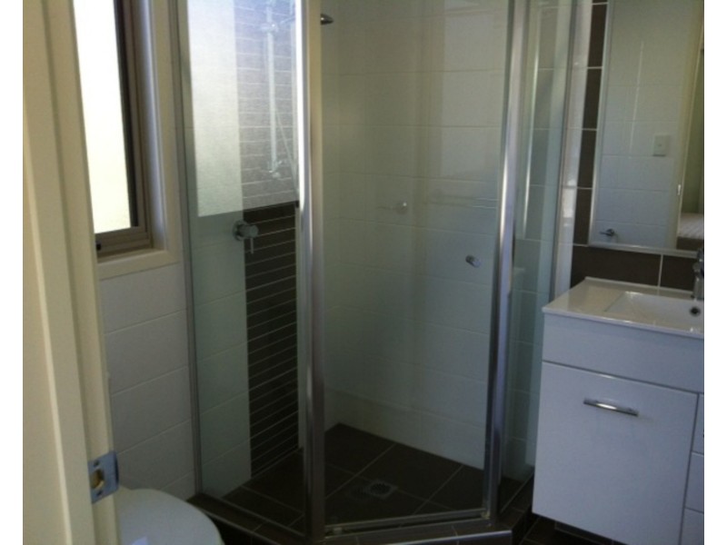 1/135 Falconer Street, Southport QLD 4215