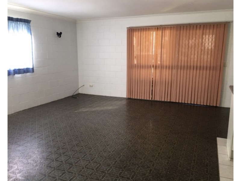 2/38 West King Street, Southport QLD 4215