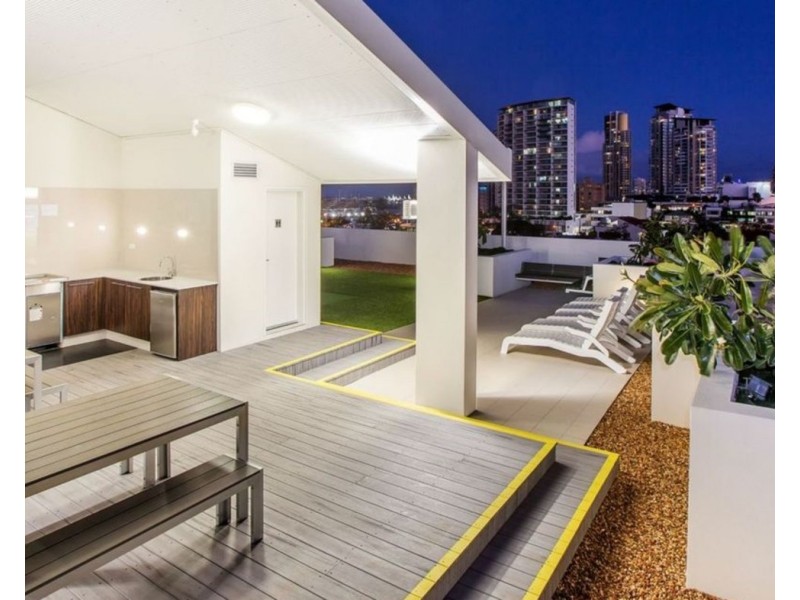 23/171 Scarborough Street, Southport QLD 4215