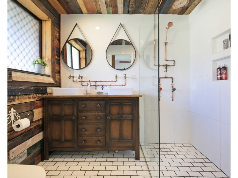 2/4 Elm Court, Labrador QLD 4215