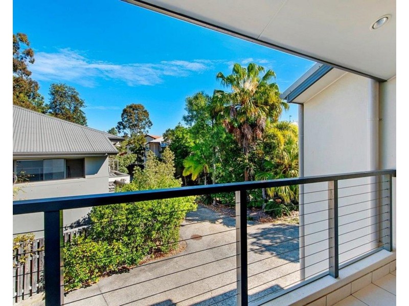 4/73-75 Benowa Road, Southport QLD 4215