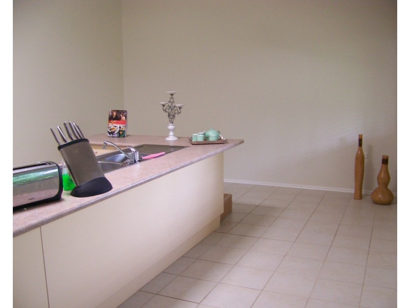 3 Yangoora Crescent, Ashmore QLD 4214