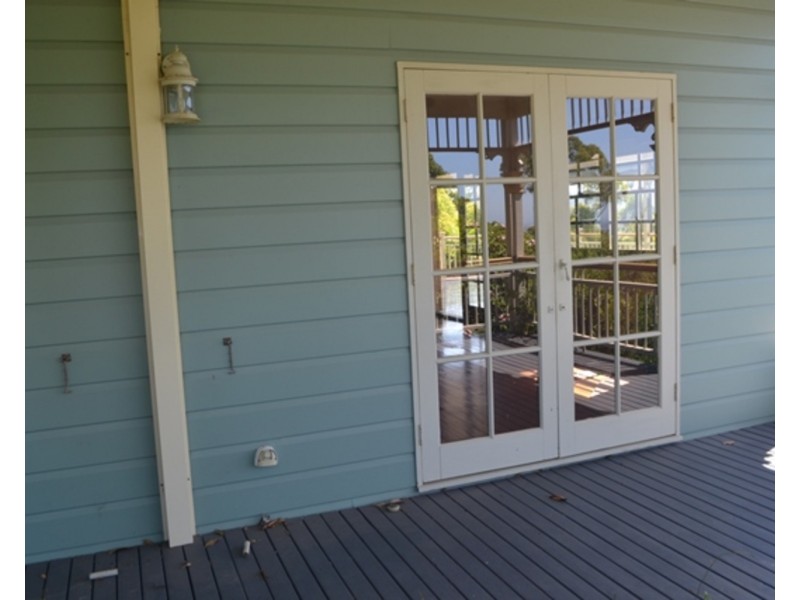 80 Chesterfield Drive, Bonogin QLD 4213