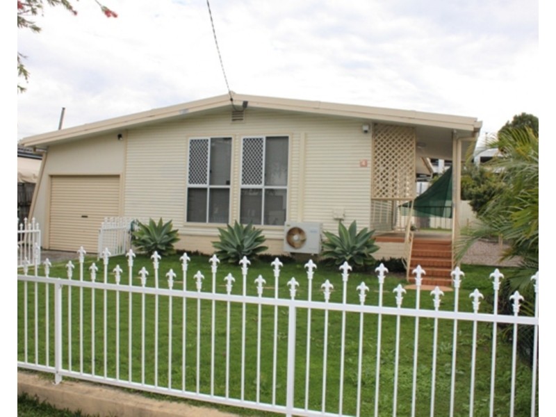 4a Matina Street, Biggera Waters QLD 4216