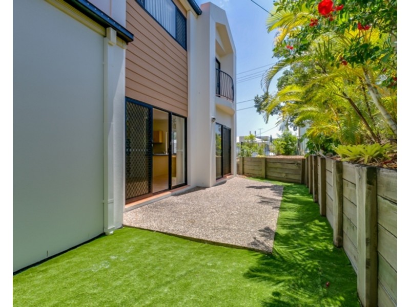 9/32 Blake Street, Southport QLD 4215