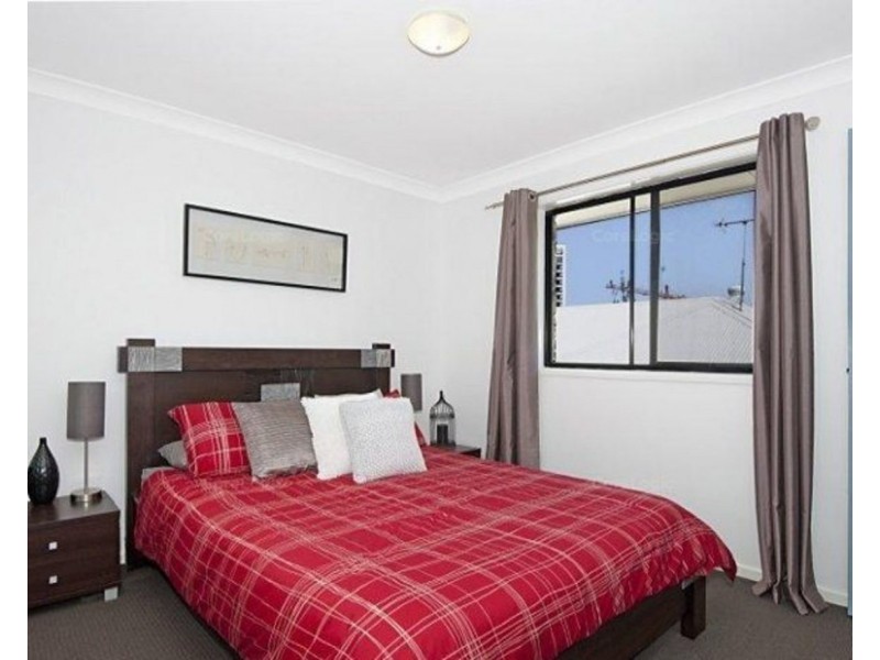 14/56 Bauer Street, Southport QLD 4215