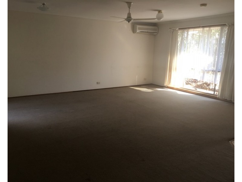 5 Cook Close, Southport QLD 4215