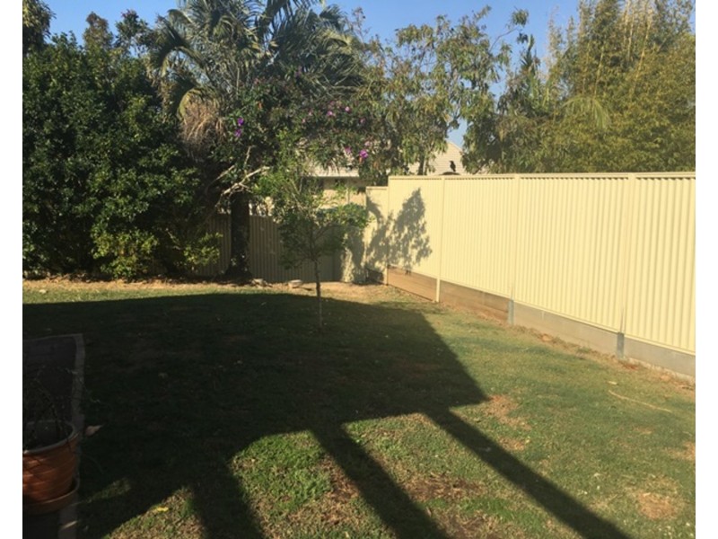 5 Cook Close, Southport QLD 4215