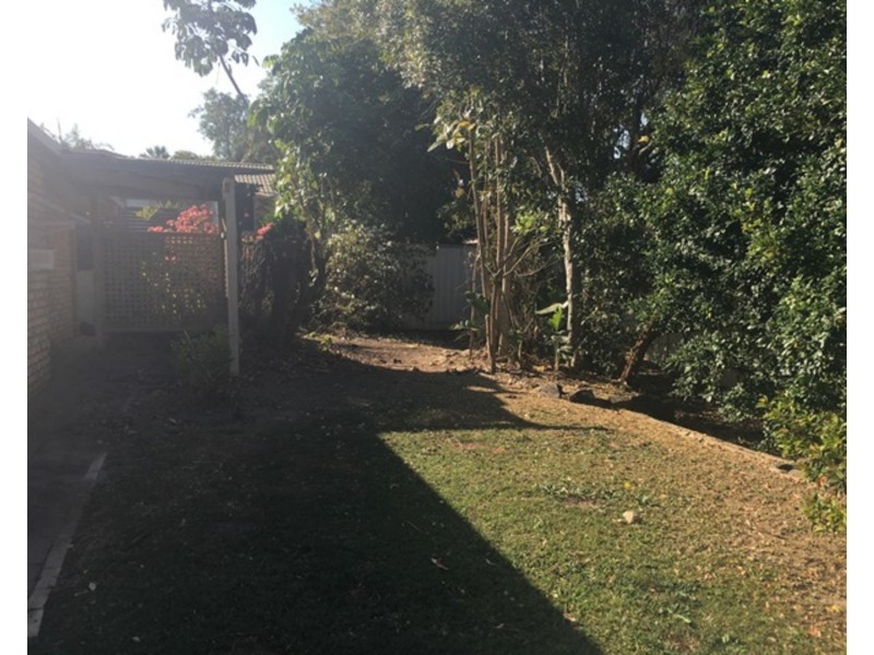 5 Cook Close, Southport QLD 4215