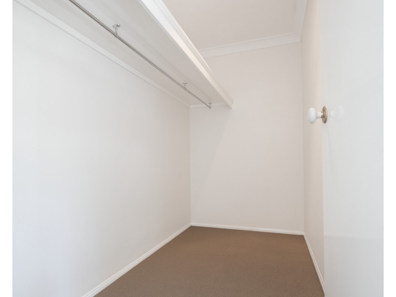 3/97 Eugaree Street, Southport QLD 4215